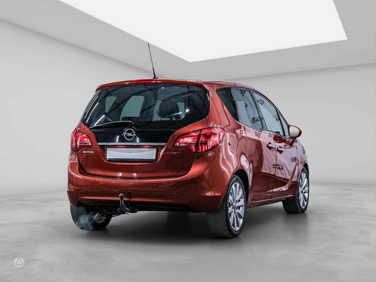 Opel Meriva 2013 — interior