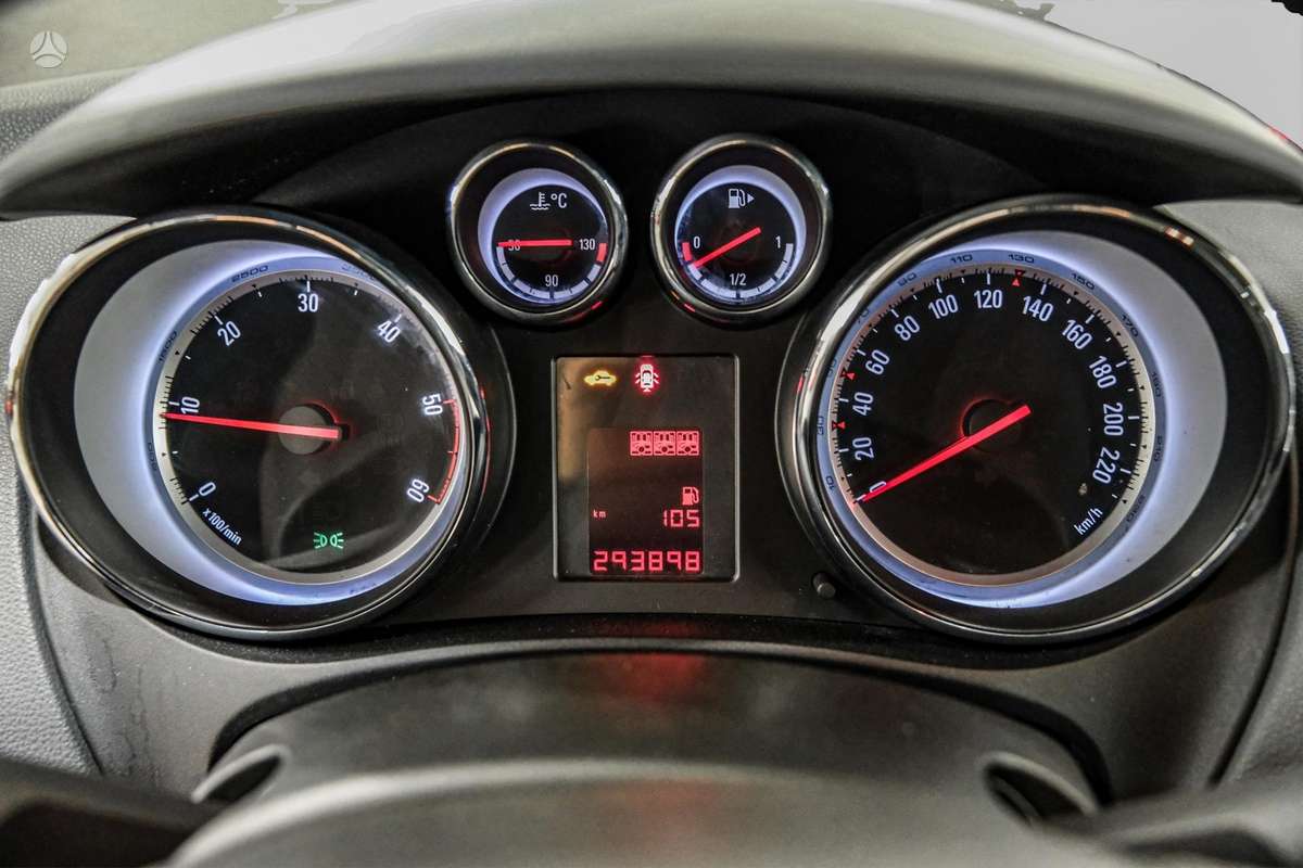 Opel Meriva 2013 — photo 7