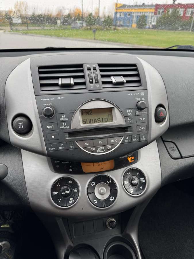 Toyota RAV4 2008 — photo 20