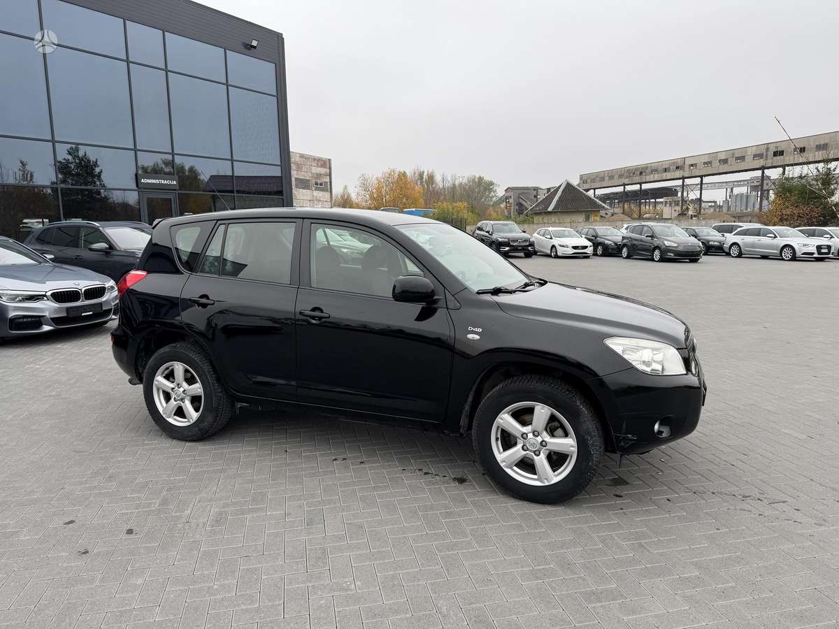 Toyota RAV4 2008 — photo 8
