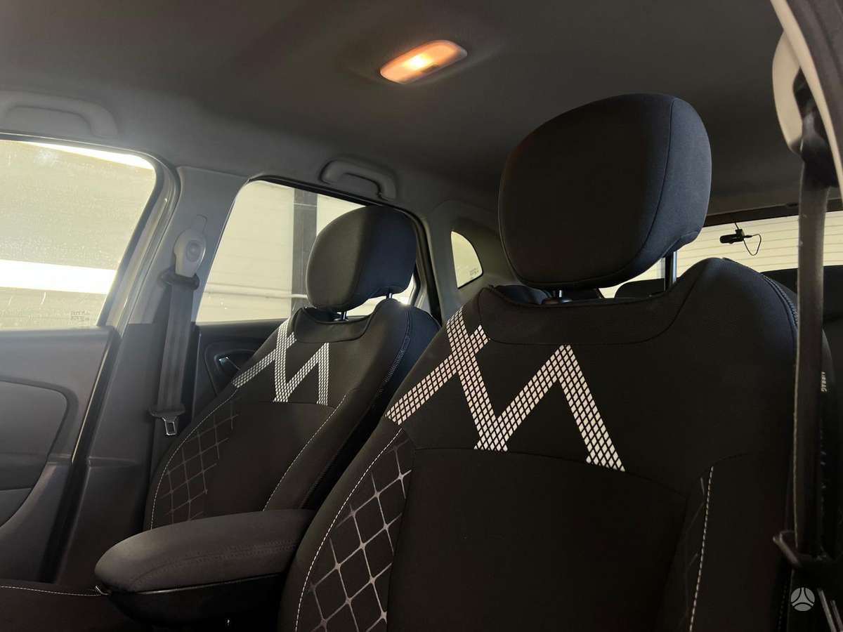 Renault Captur 2015 — photo 10