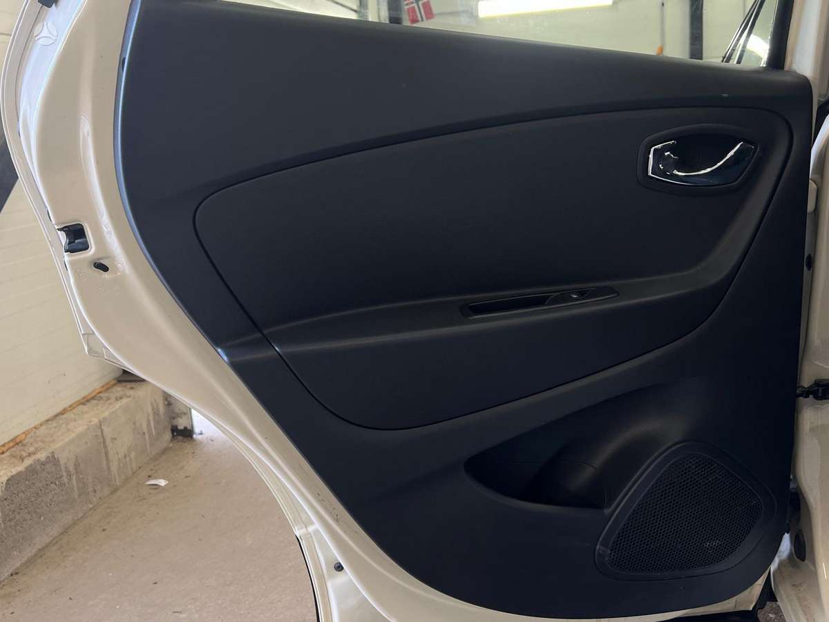 Renault Captur 2015 — photo 15