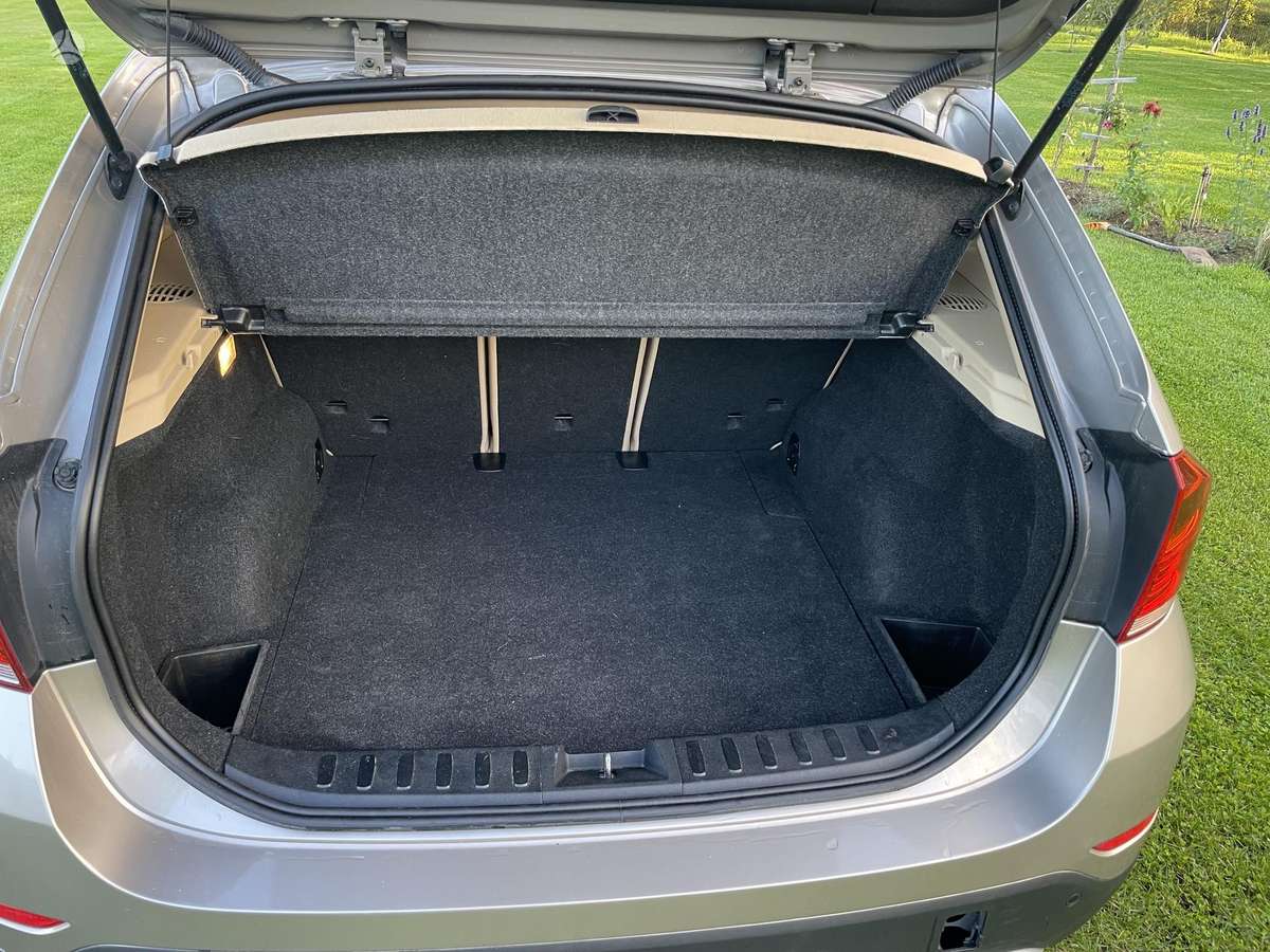 BMW X1 2012 — photo 10