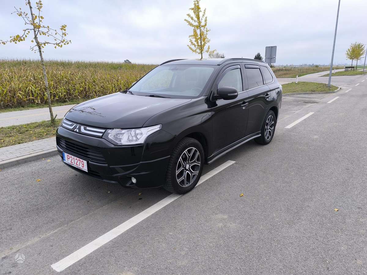 Mitsubishi Outlander, 2013