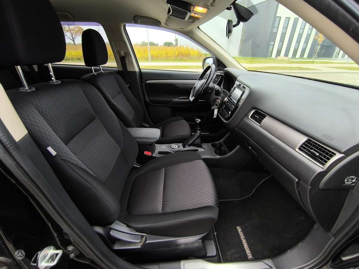 Mitsubishi Outlander 2013 — photo 14