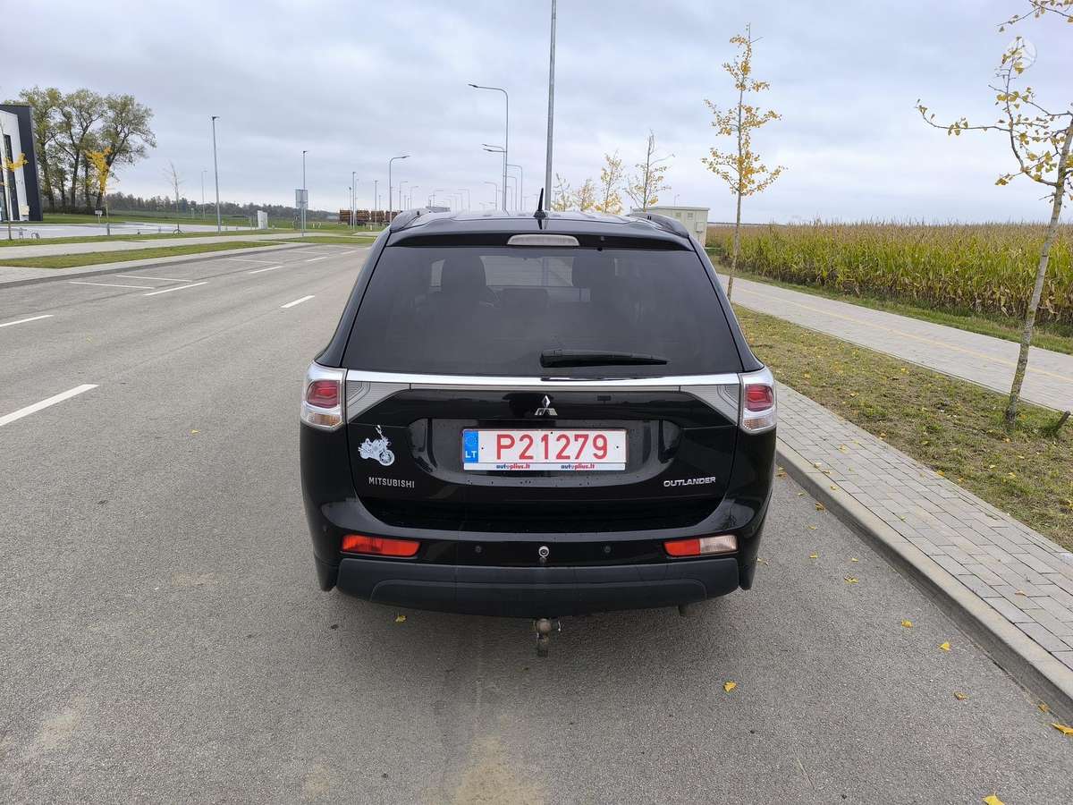 Mitsubishi Outlander 2013 — engine 2268 cm³, 150 HP (110kW)