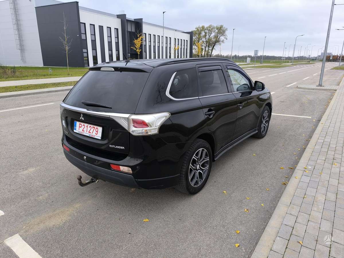 Mitsubishi Outlander 2013 — photo 5