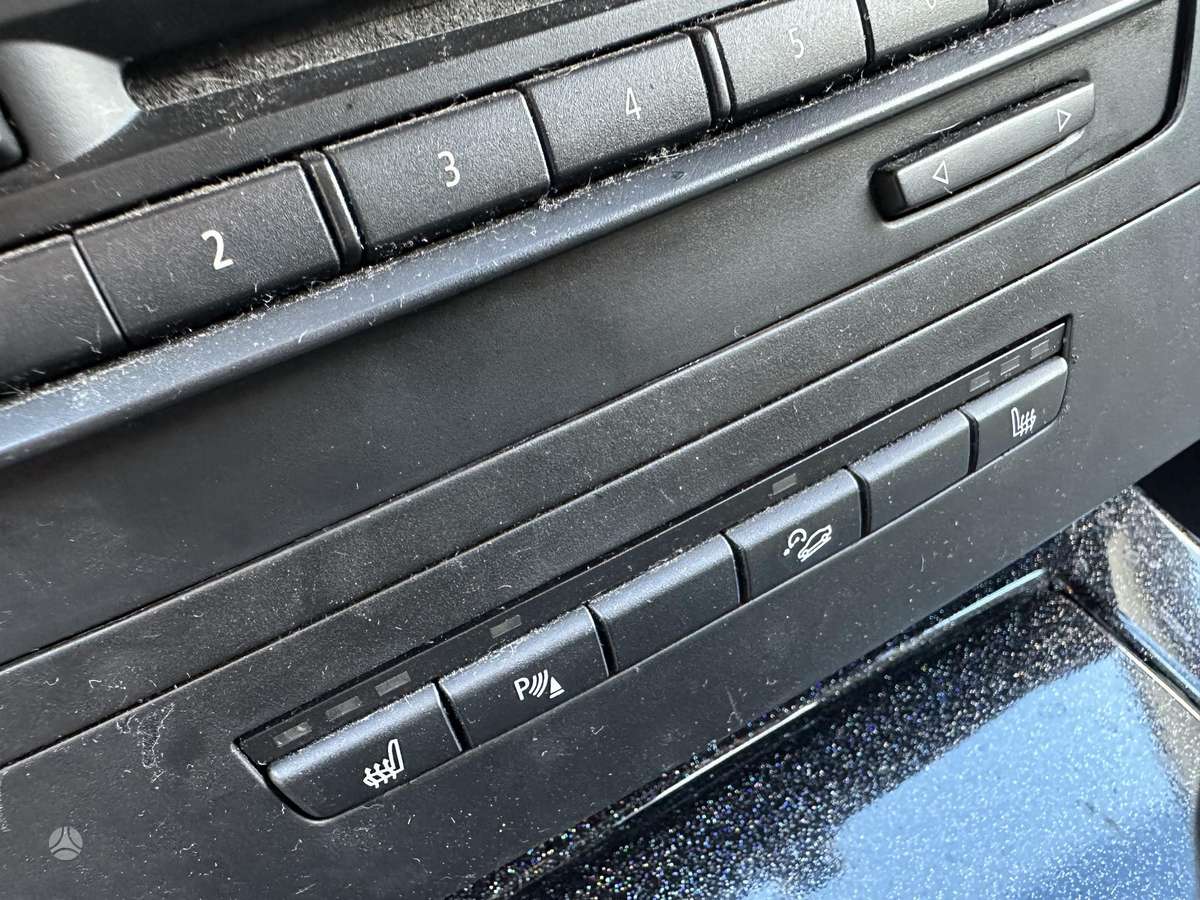 BMW 320 2008 — фото 23