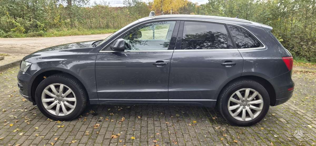 Audi Q5 2009 — photo 11