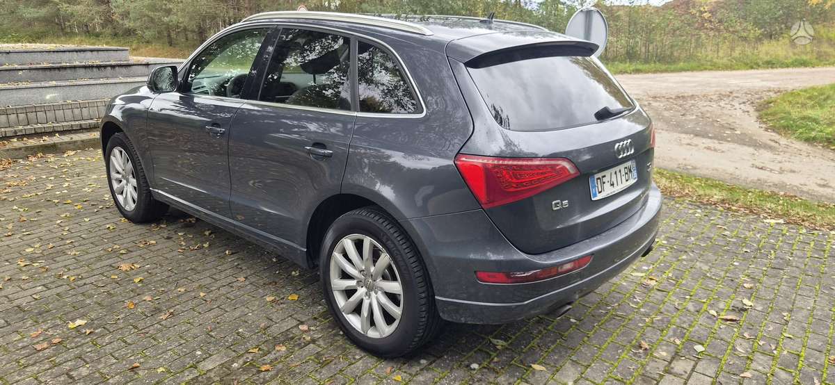 Audi Q5 2009 — photo 14