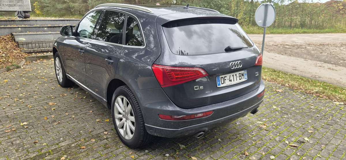 Audi Q5 2009 — photo 15