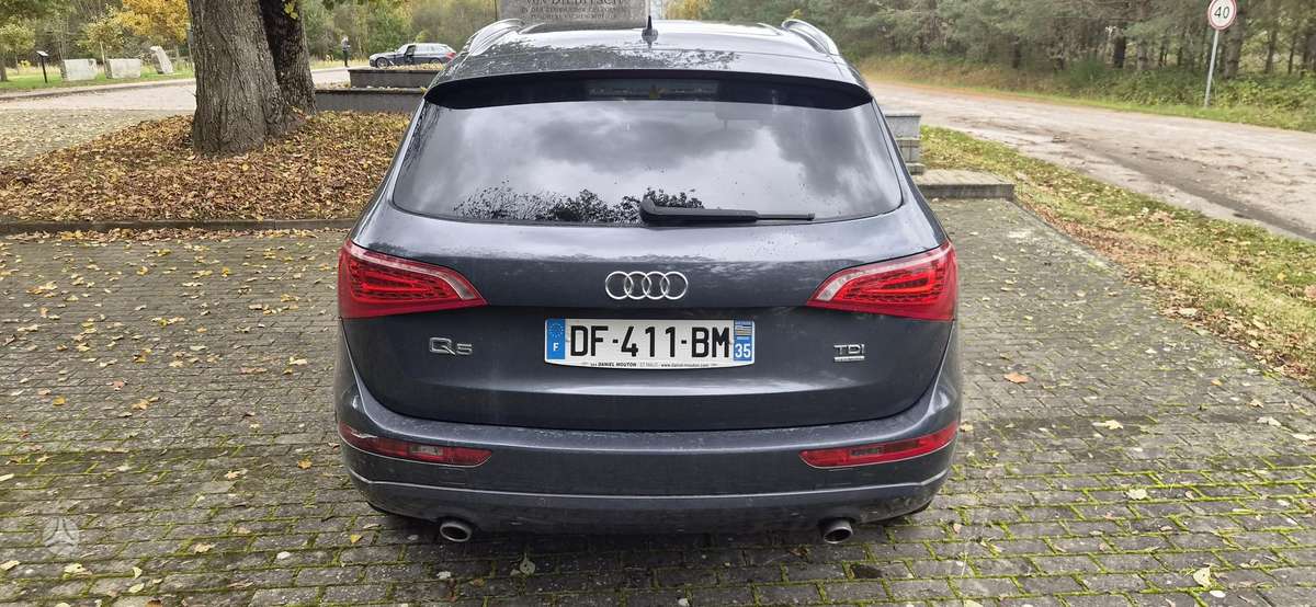 Audi Q5 2009 — photo 16