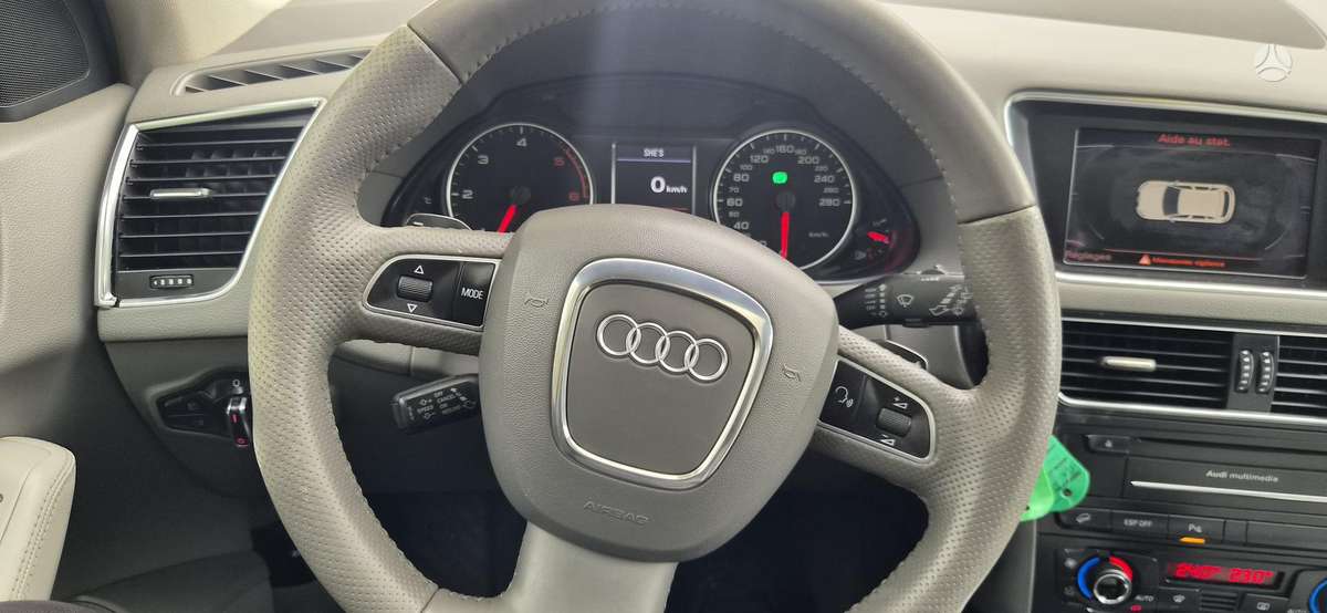 Audi Q5 2009 — photo 23