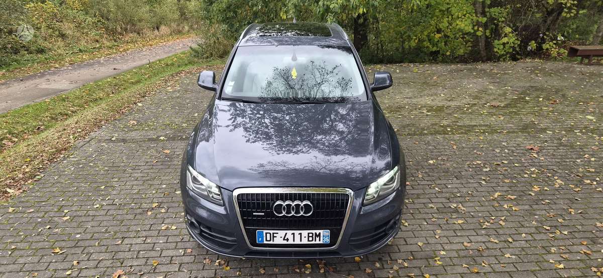 Audi Q5 2009 — engine 2967 cm³, 239 HP (176kW)