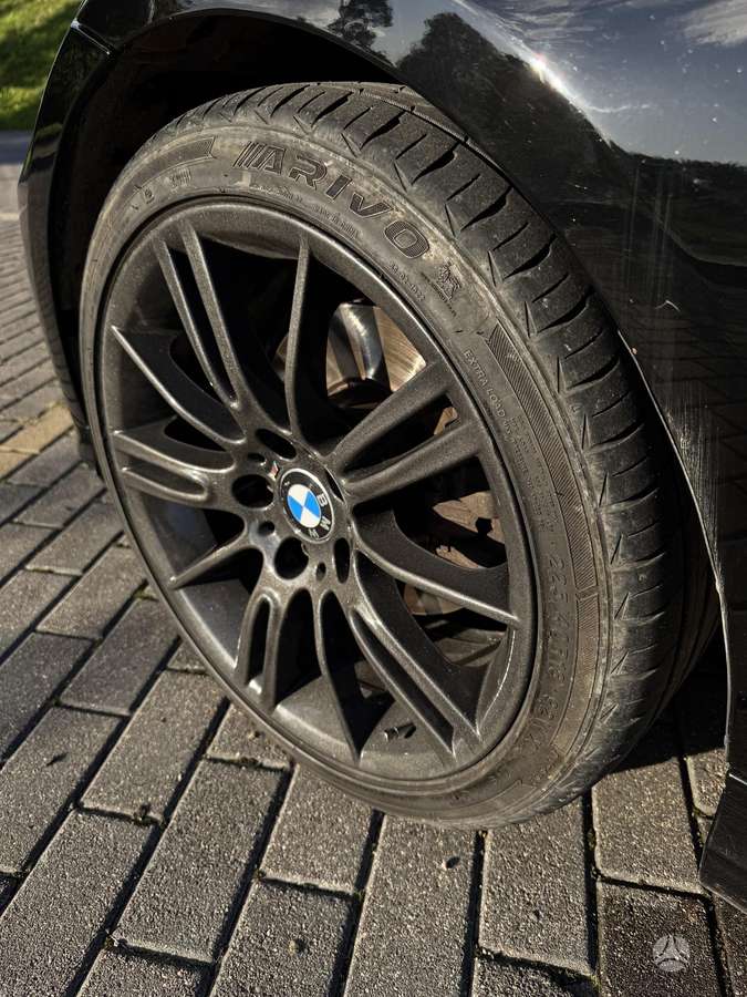 BMW 318 2009 — фото 11