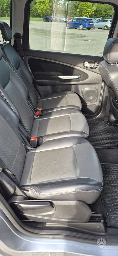Ford Galaxy 2008 — photo 12