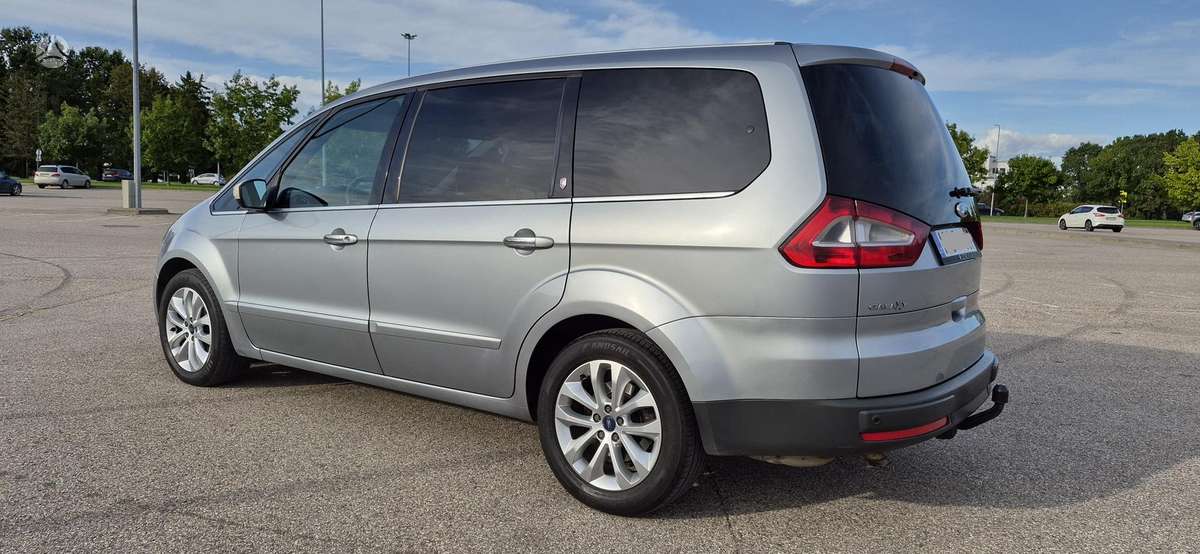 Ford Galaxy 2008 — interior