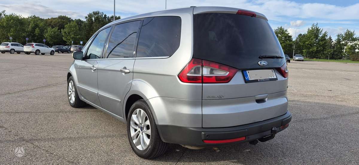 Ford Galaxy 2008 — photo 5