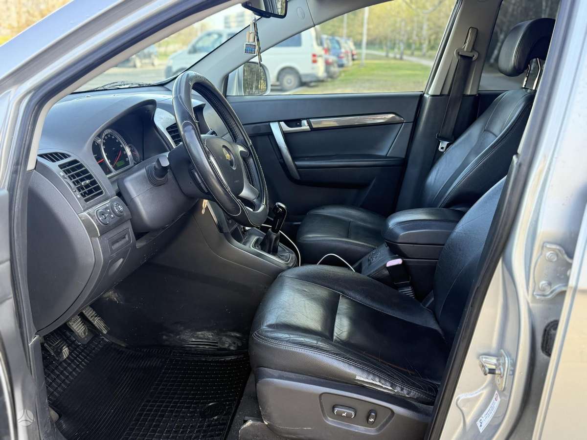 Chevrolet Captiva 2008 — photo 7