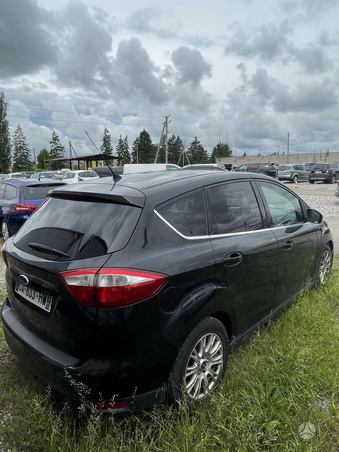 Ford C-MAX 2013 — interior