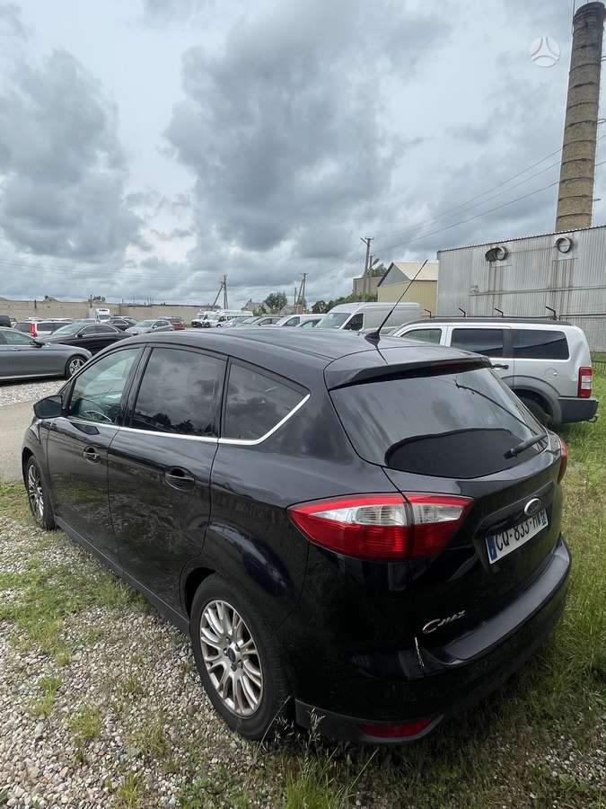 Ford C-MAX 2013 — engine 2000 cm³, 140 HP (103kW)