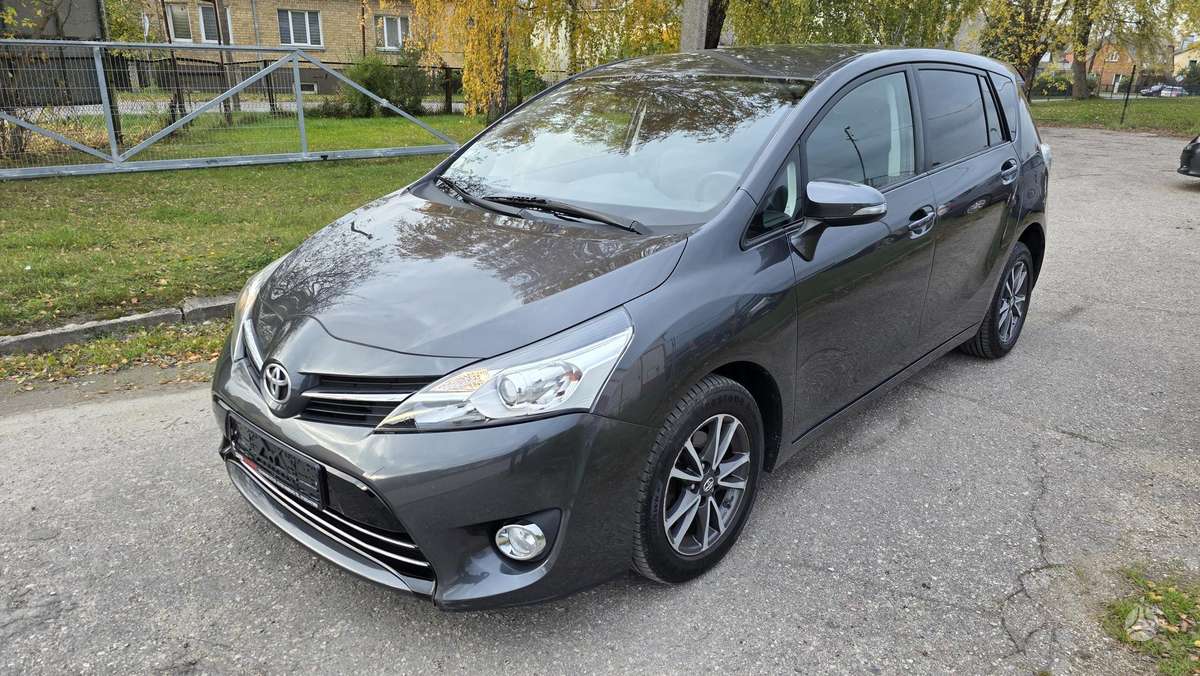 Toyota Verso 2015 — vehicle for AFU Ukraine