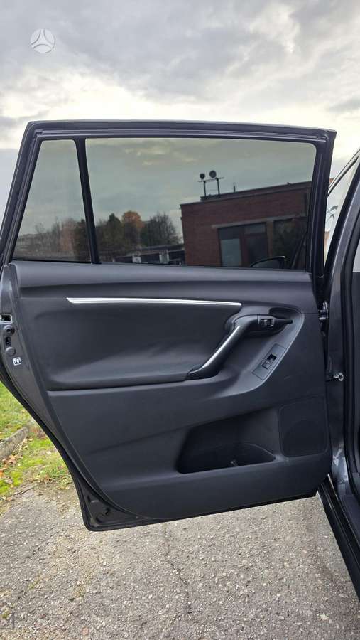 Toyota Verso 2015 — photo 31