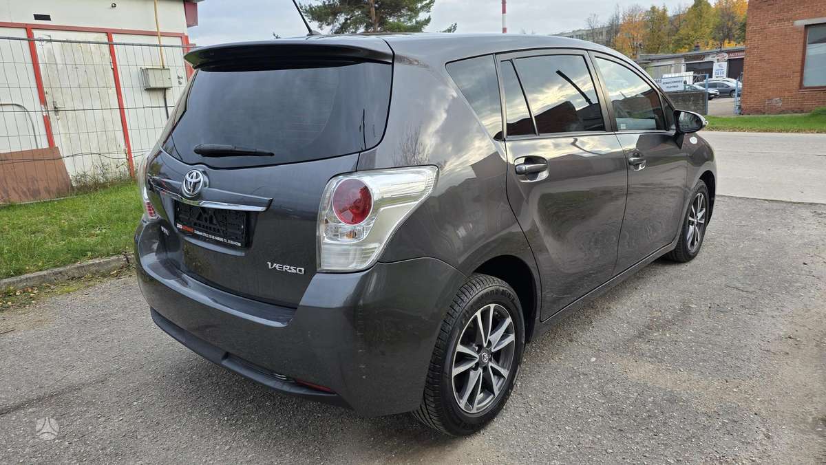 Toyota Verso 2015 — photo 5