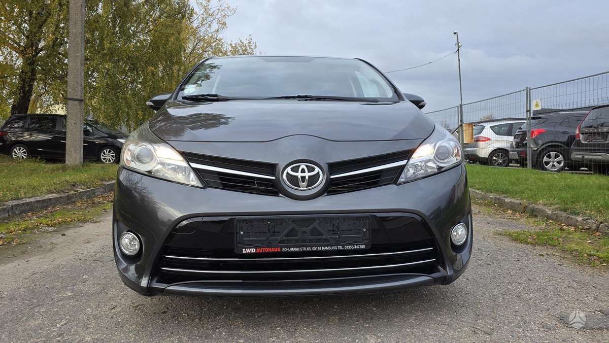 Toyota Verso 2015 — photo 8