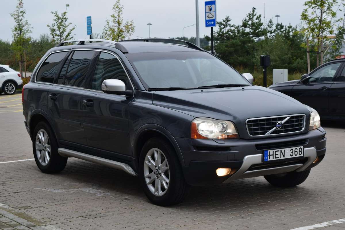 Volvo XC90 2007 — салон