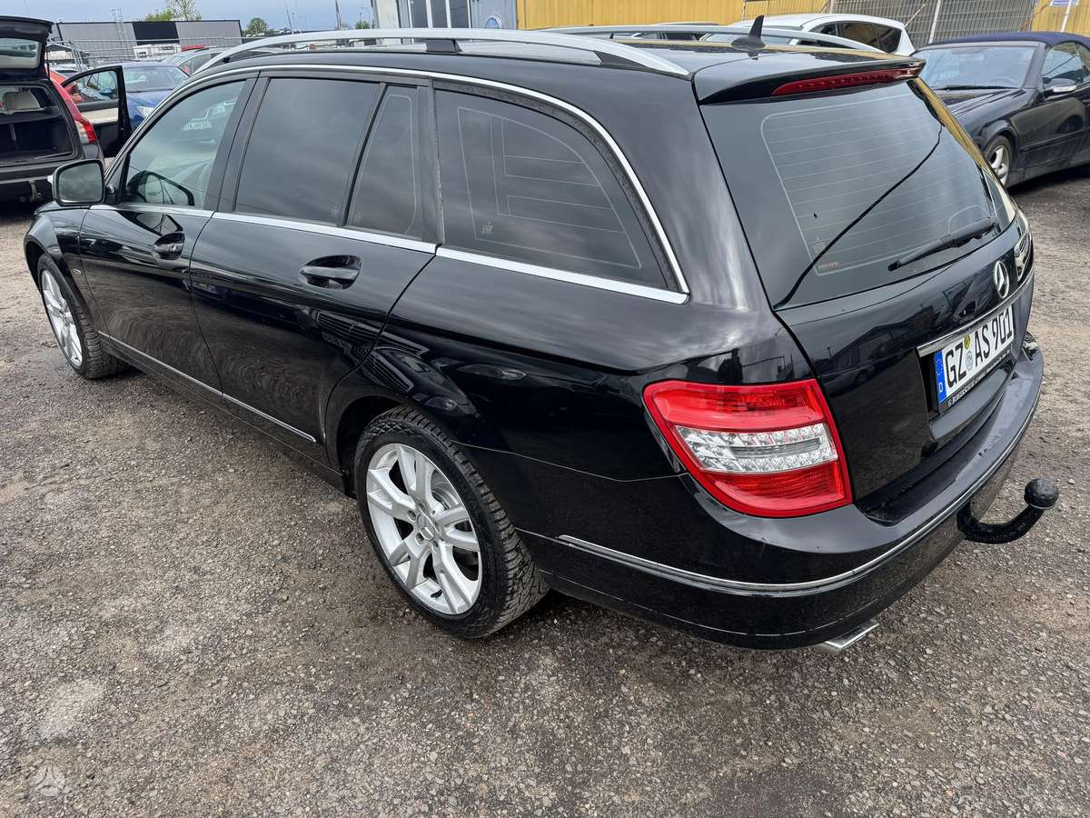 Mercedes-Benz C220 2008 — photo 5