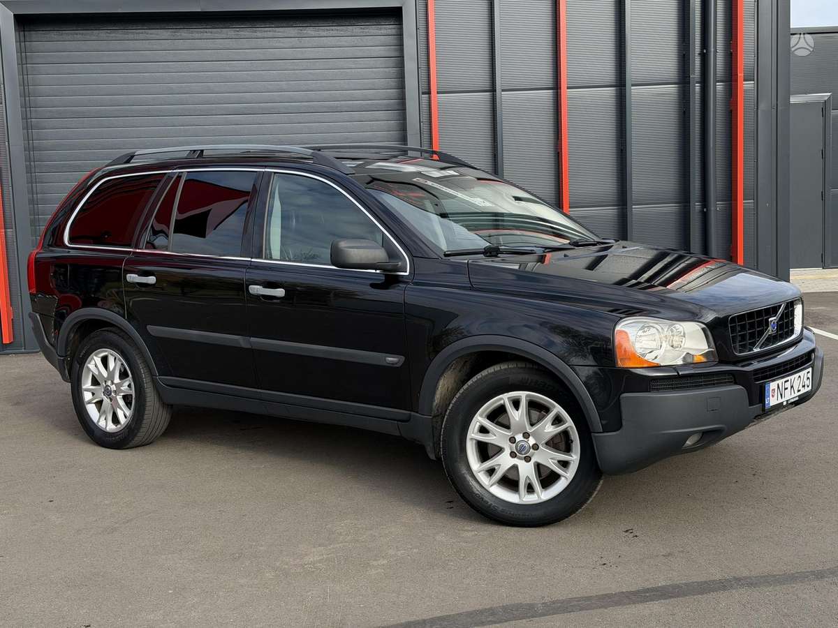 Volvo XC90 2004 — photo 11