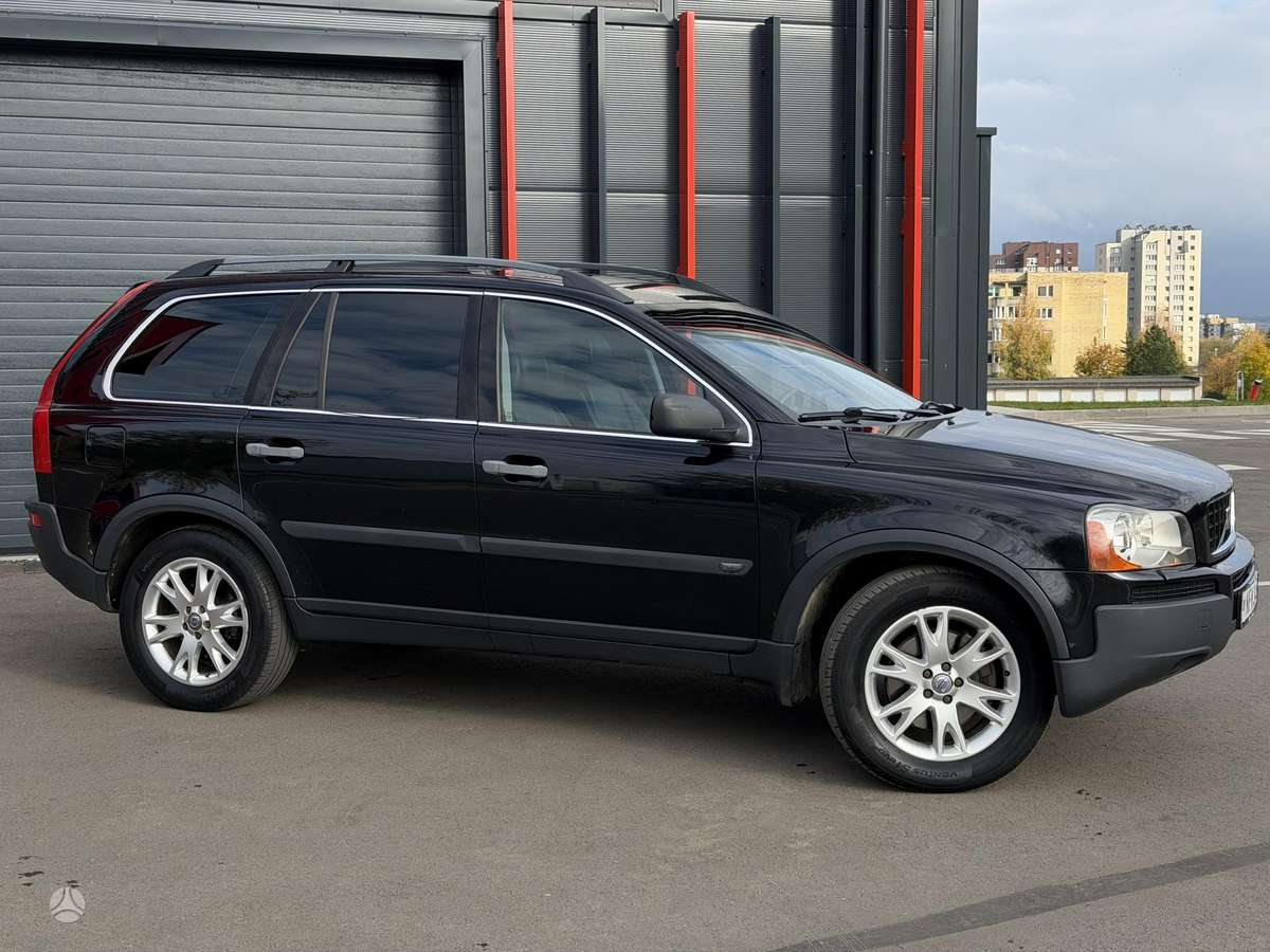 Volvo XC90 2004 — photo 12
