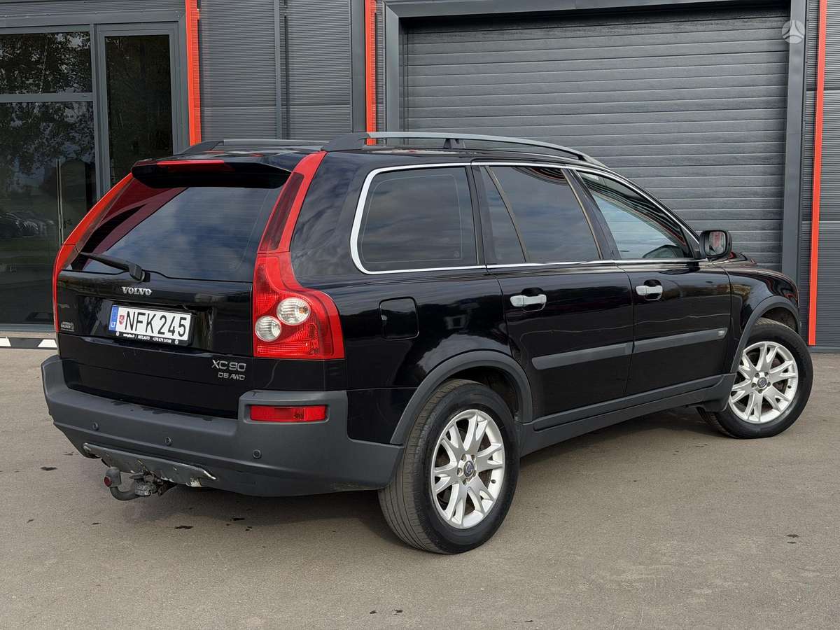 Volvo XC90 2004 — photo 13