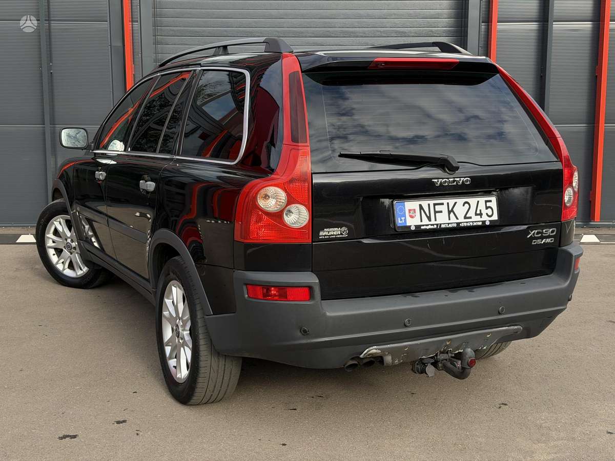 Volvo XC90 2004 — photo 17