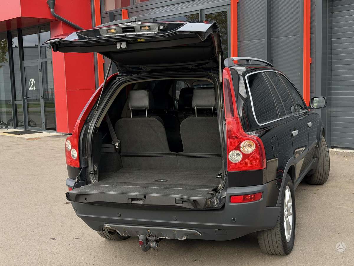 Volvo XC90 2004 — photo 25