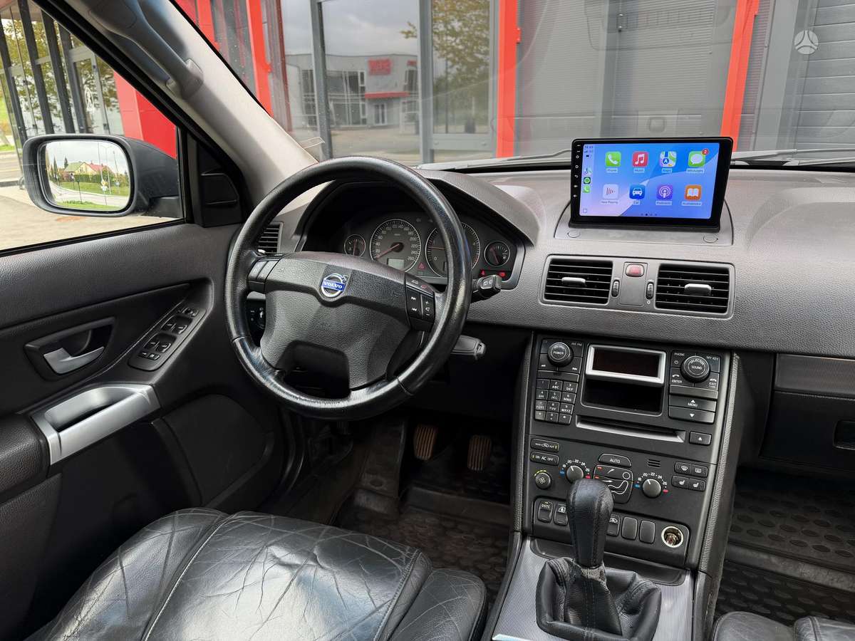 Volvo XC90 2004 — photo 28