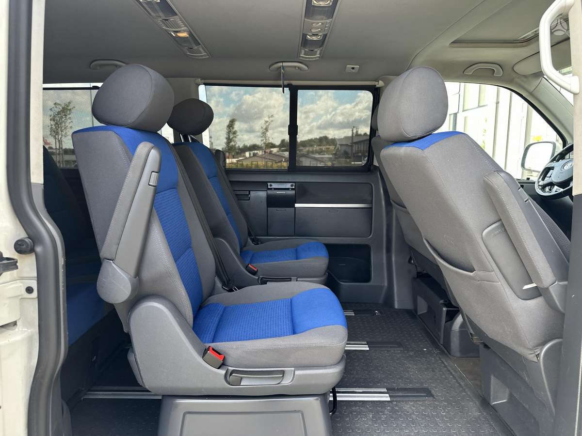 Volkswagen Multivan 2008 — photo 10