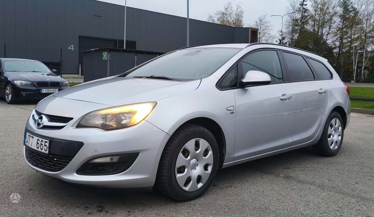 Opel Astra 2012 — vehicle for AFU Ukraine