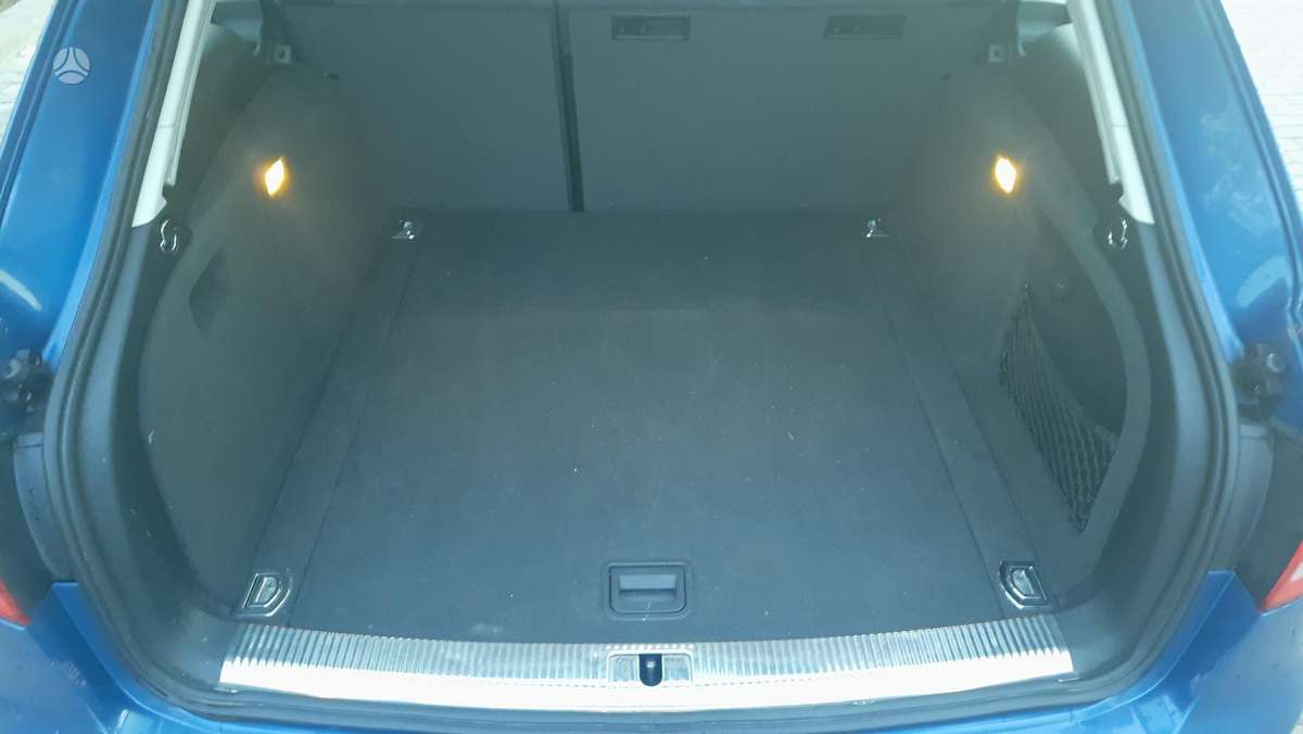 Audi A4 2009 — photo 9