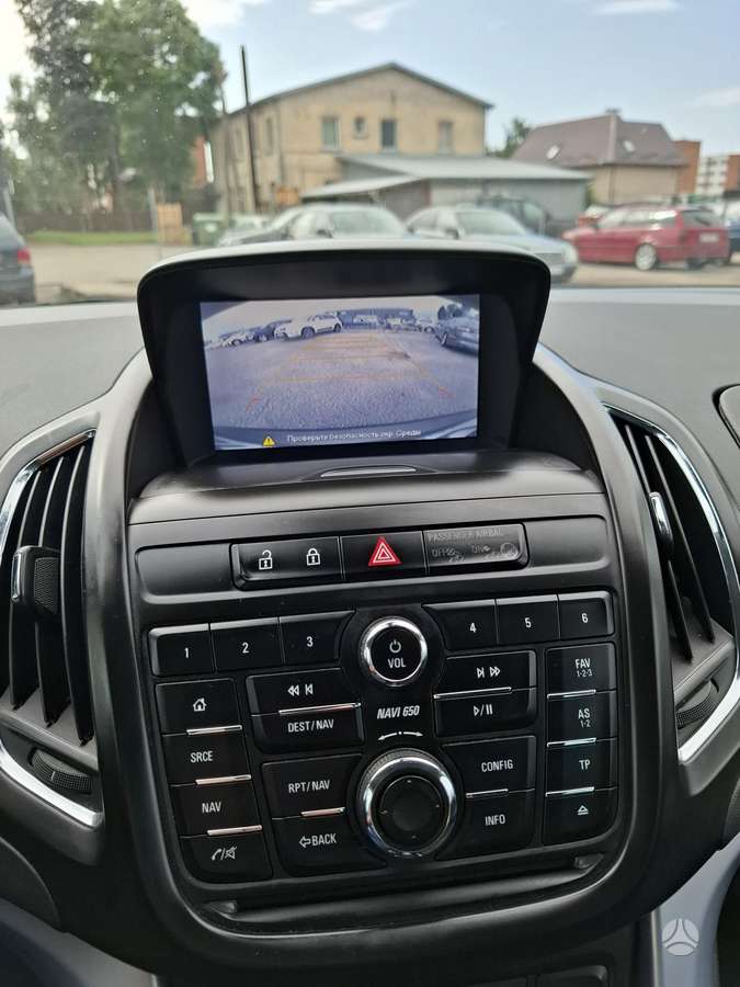 Opel Zafira 2015 — photo 17