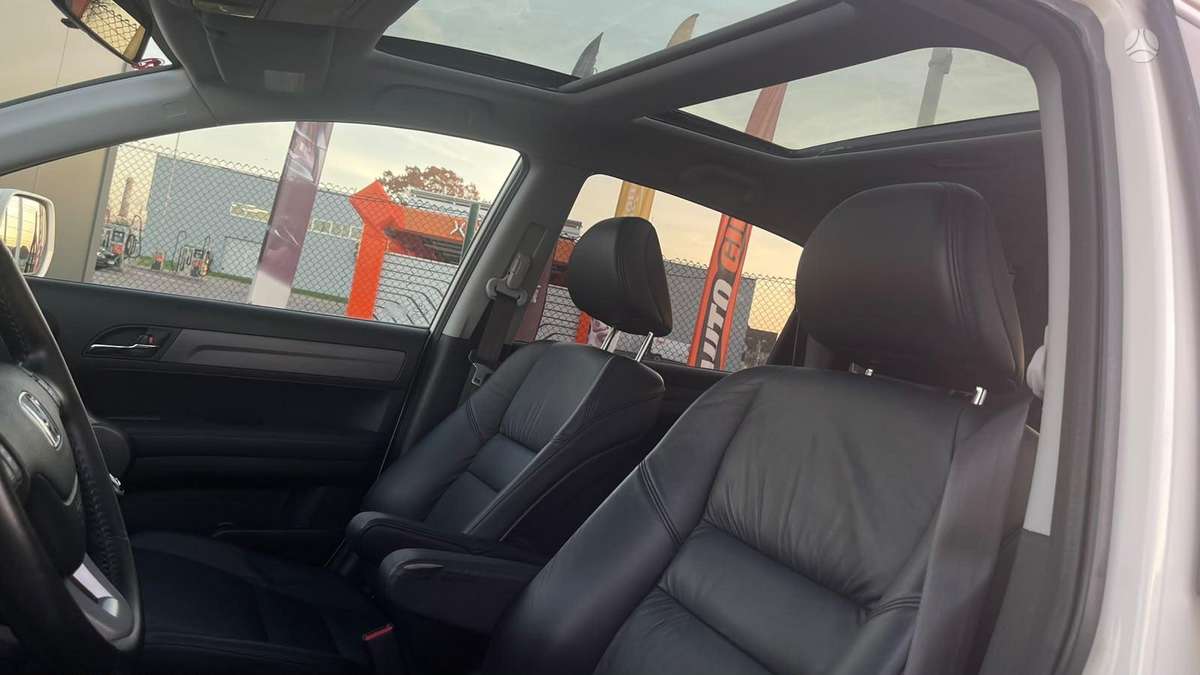 Honda CR-V 2008 — interior