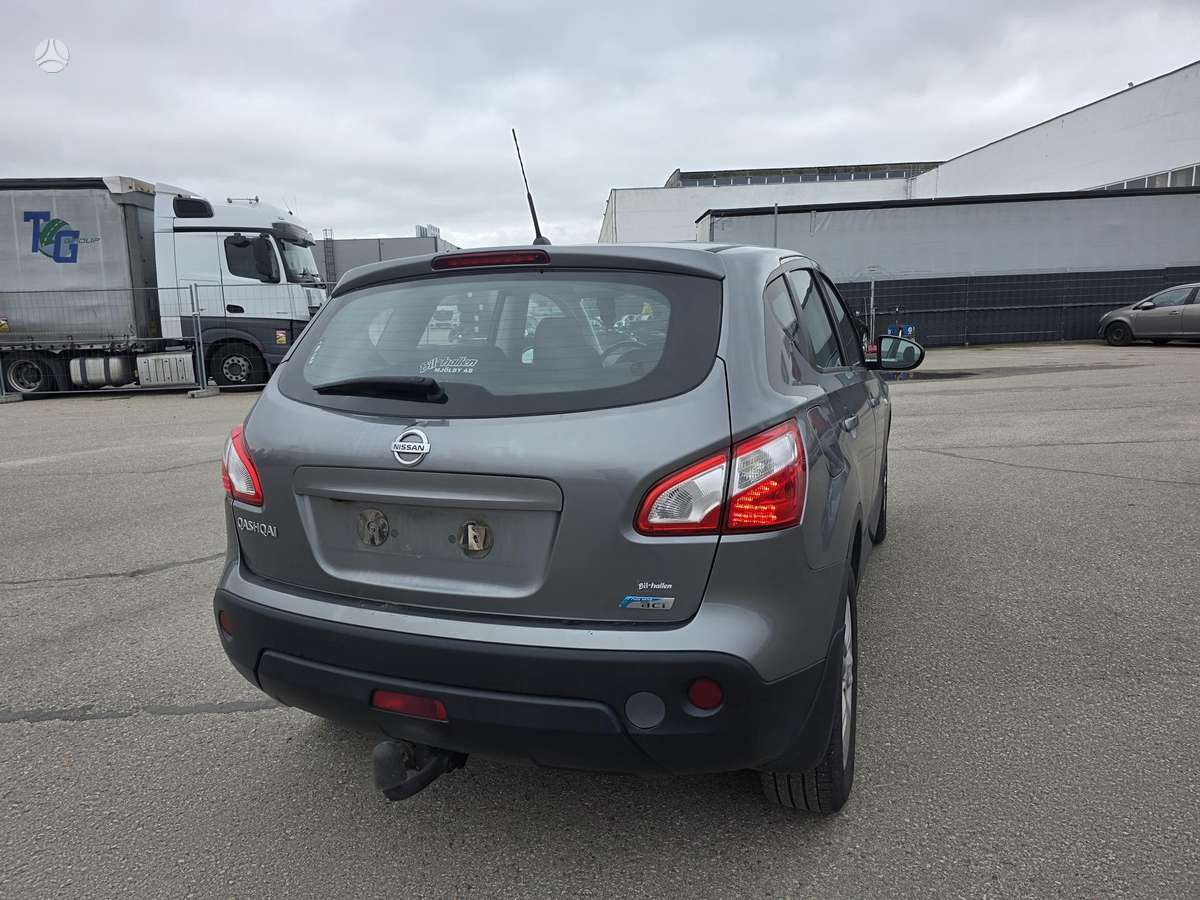 Nissan Qashqai 2012 — photo 11
