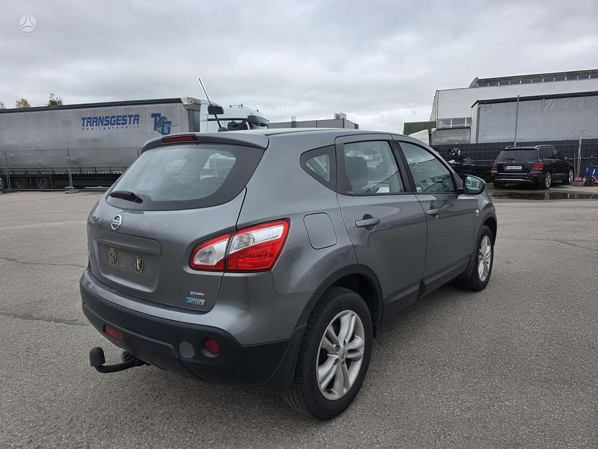 Nissan Qashqai 2012 — photo 12