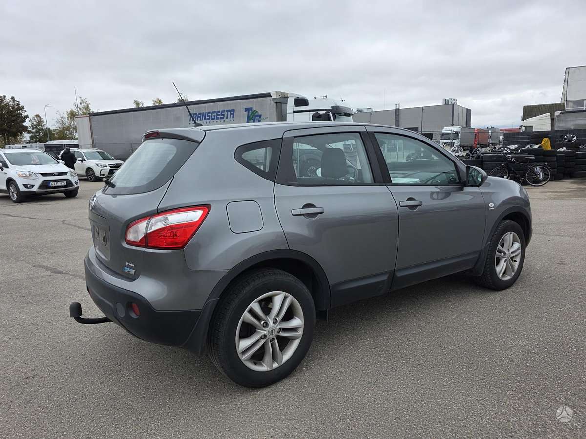 Nissan Qashqai 2012 — photo 13