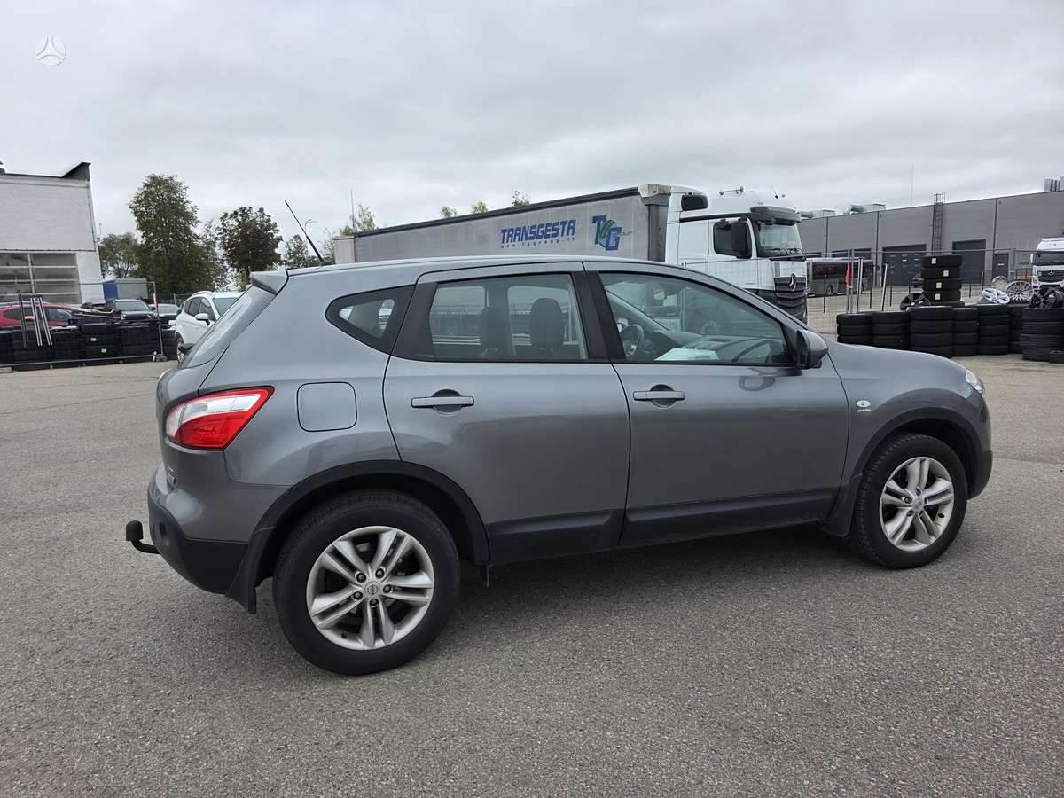 Nissan Qashqai 2012 — photo 14