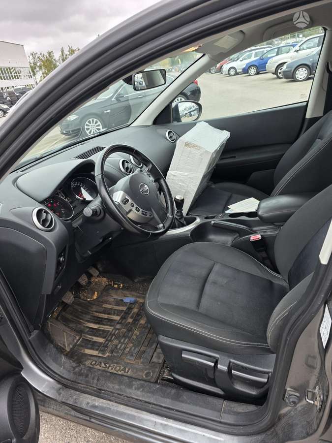Nissan Qashqai 2012 — photo 25