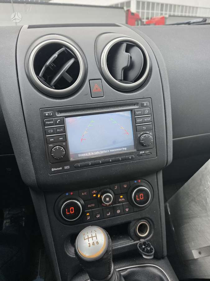 Nissan Qashqai 2012 — photo 26