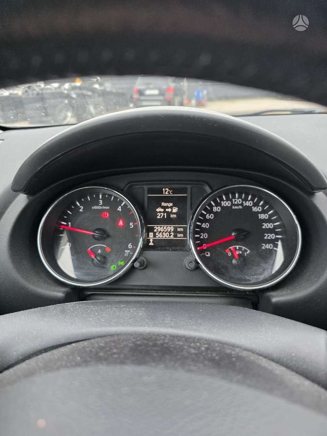 Nissan Qashqai 2012 — photo 27