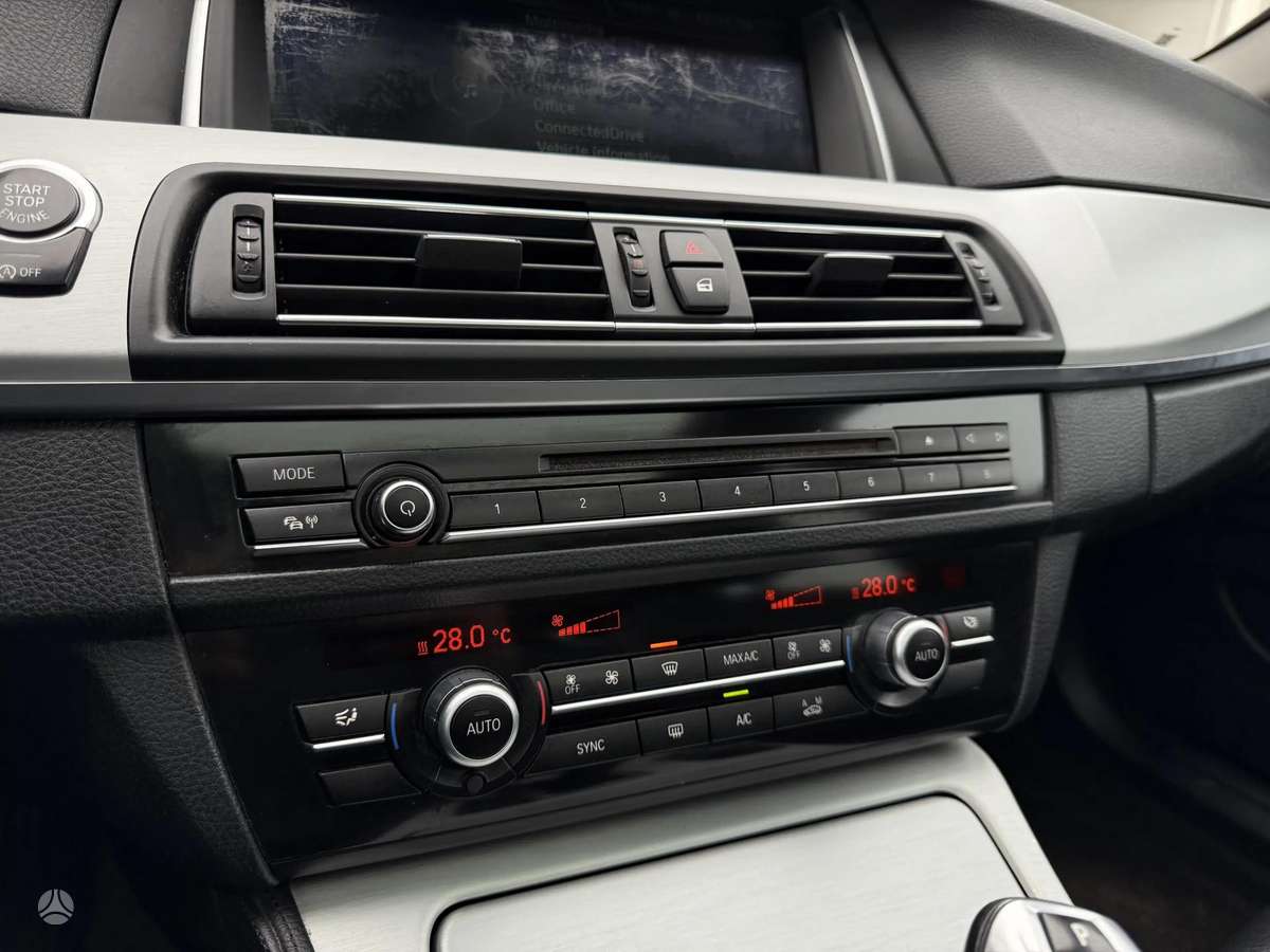 BMW 520 2014 — фото 16